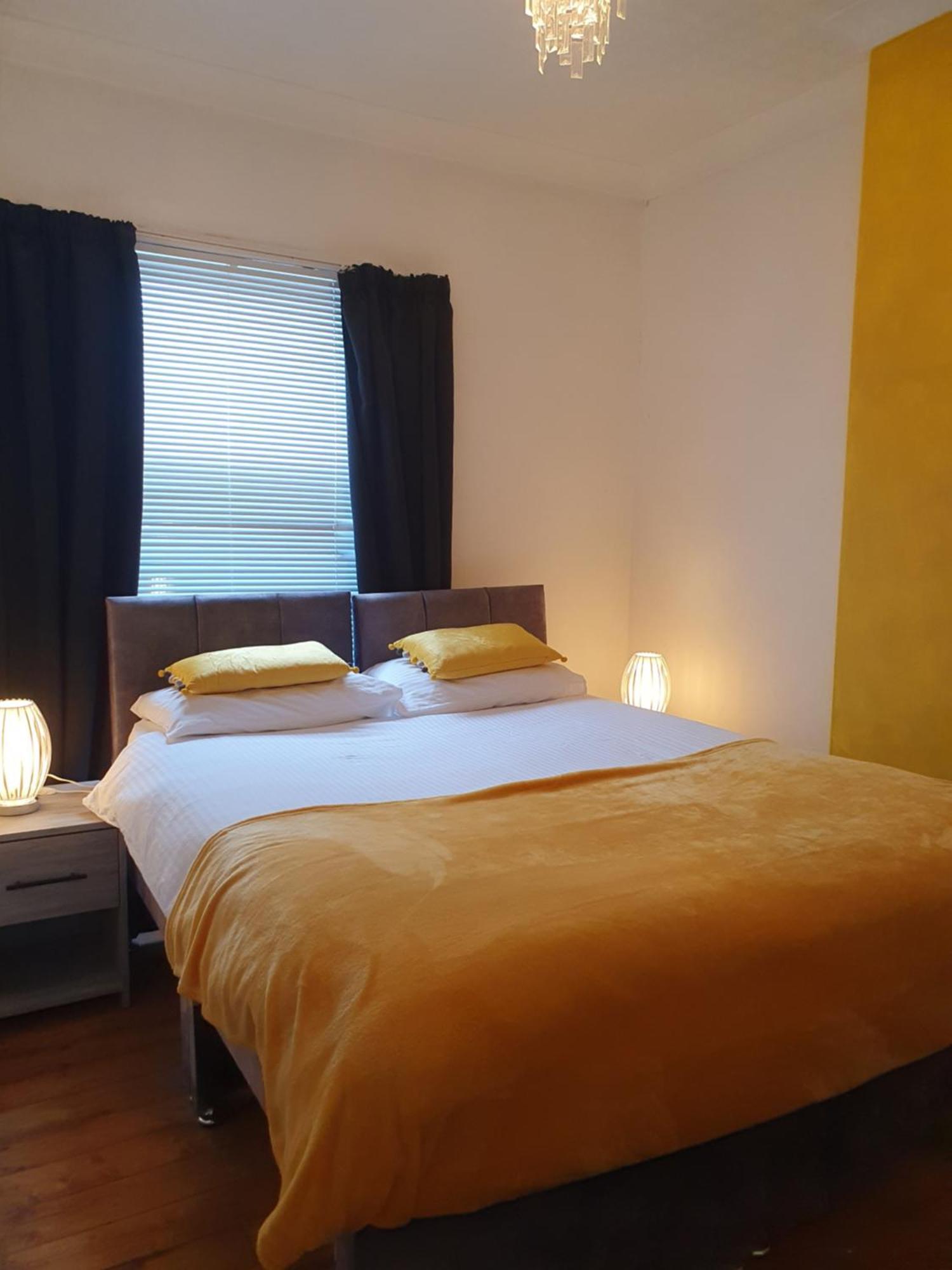 Planet 9 Apartment วอร์ริงตัน ภายนอก รูปภาพ