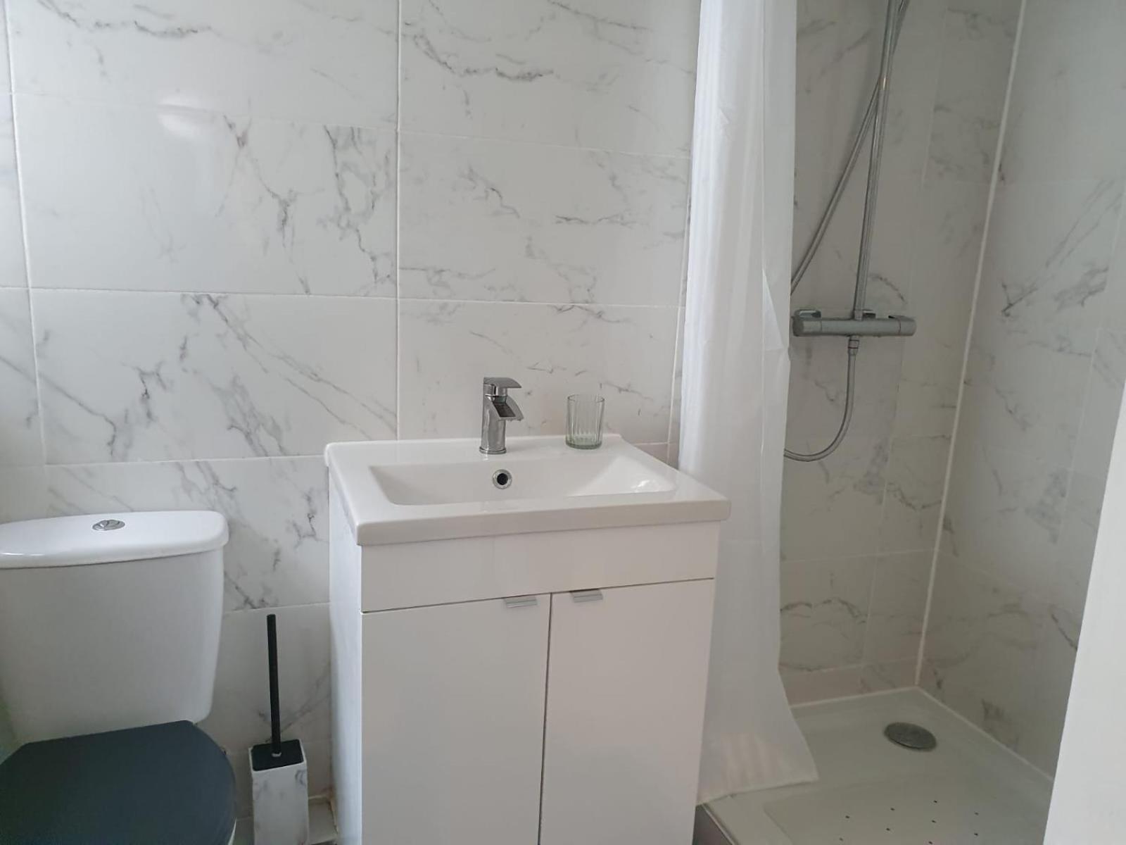 Planet 9 Apartment วอร์ริงตัน ภายนอก รูปภาพ